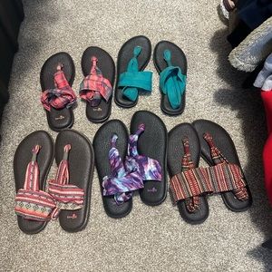 Sanuk sandal bundle!